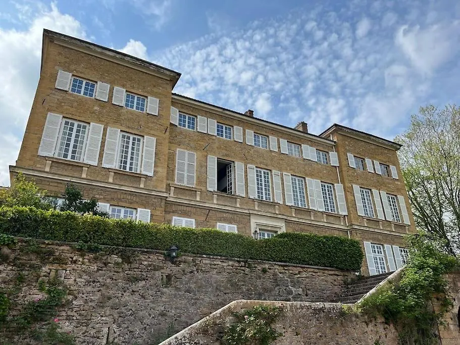 Loft Dans Un Chateau En Pierres Dorees Lissieu
